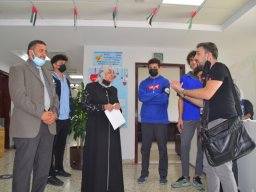 GR-12-Boys giving donation at Sharjah City for HumanitarianServices